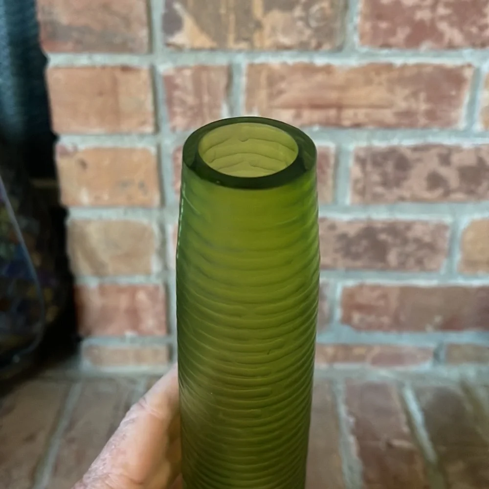 Art Glass Green Ribbed Tall Skinny Vase